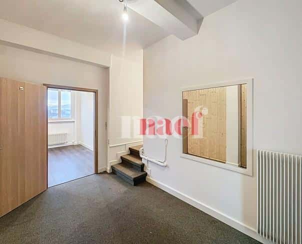 À louer : Surface Commerciale Atelier Lonay - Ref : 296002.80001 | Naef Immobilier