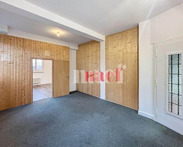 À louer : Surface Commerciale Atelier Lonay - Ref : 296002.80001 | Naef Immobilier