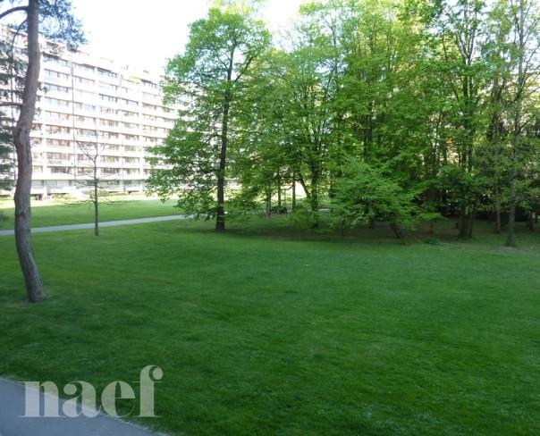 À louer : Parking couvert Genève - Ref : 45385 | Naef Immobilier