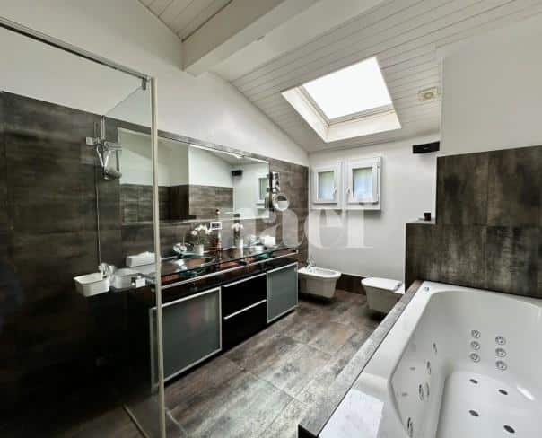 À louer : Maison 7 Pieces Genthod - Ref : CP.20521 | Naef Immobilier