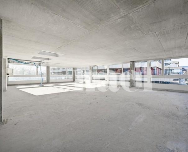 À louer : Surface Commerciale Bureau Gland - Ref : EC.40291 | Naef Immobilier