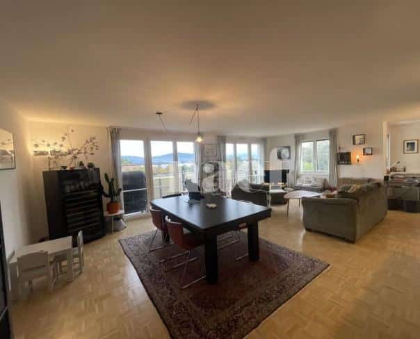 À louer : Appartement 5.5 Pieces Nyon - Ref : EC.41167 | Naef Immobilier
