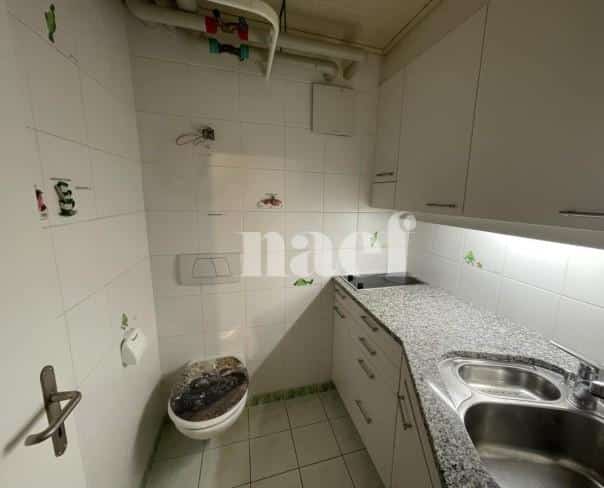 À louer : Dépôt Gland - Ref : EC.44127 | Naef Immobilier