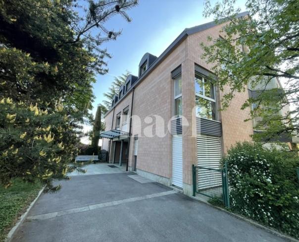 À louer : Dépôt Gland - Ref : EC.44127 | Naef Immobilier