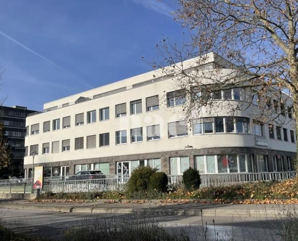 À louer : Surface Commerciale Bureau Gland - Ref : EC.45010 | Naef Immobilier
