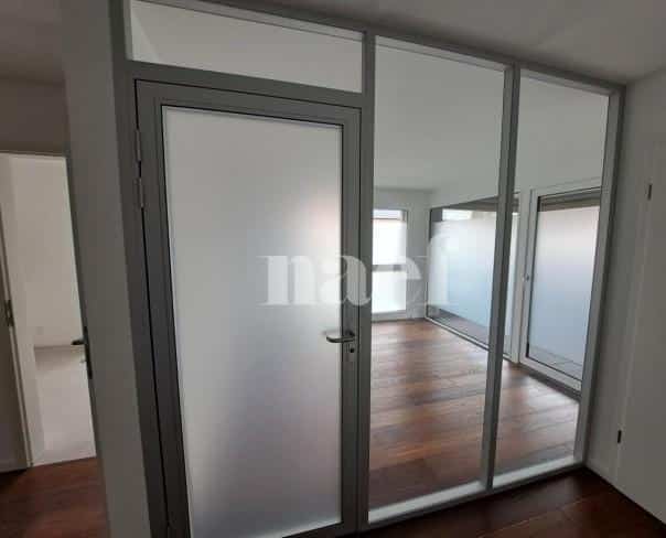 À louer : Surface Commerciale Bureau Kerzers - Ref : EC.45537 | Naef Immobilier