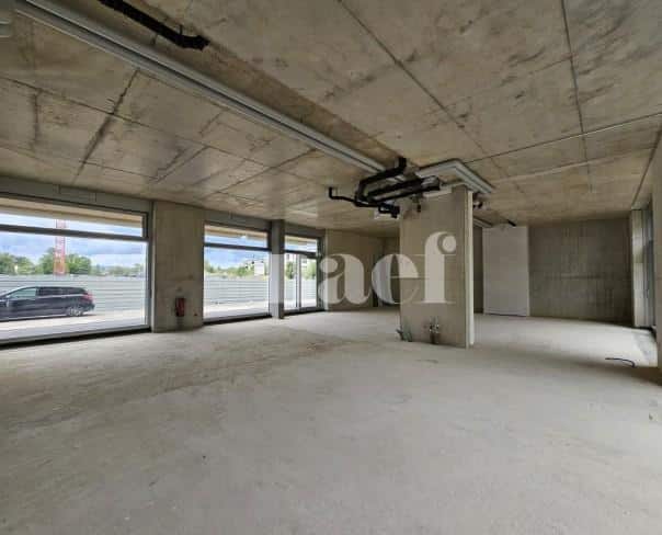 À louer : Surface Commerciale Arcade Vessy - Ref : EC.46042 | Naef Immobilier