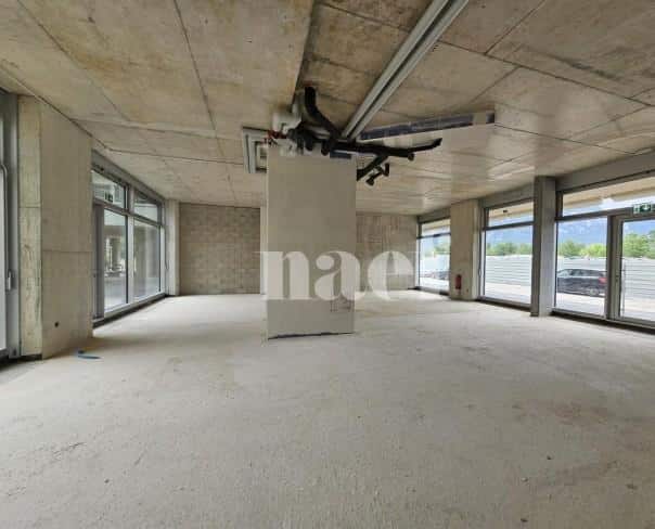 À louer : Surface Commerciale Arcade Vessy - Ref : EC.46042 | Naef Immobilier