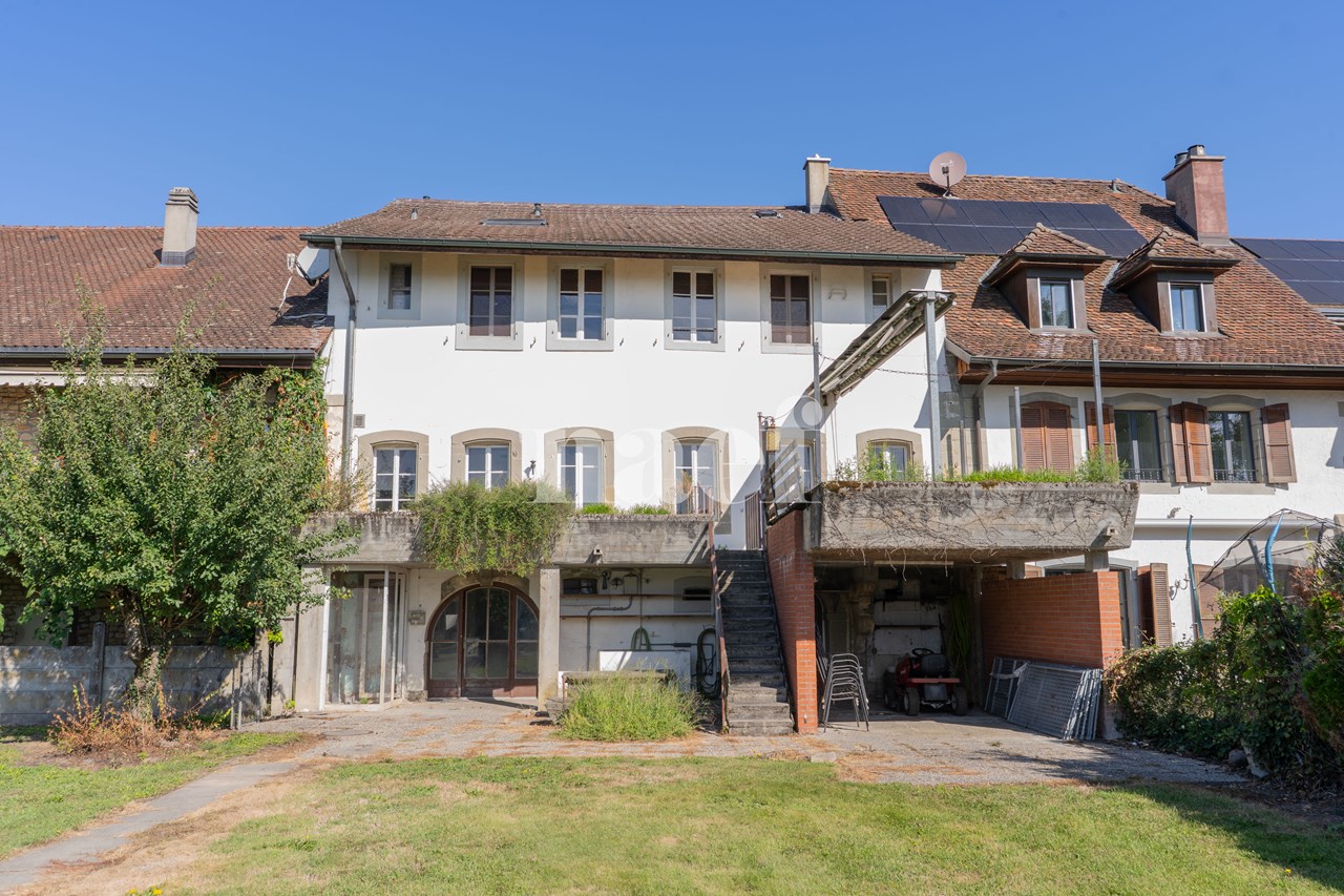 À vendre : Maison 8 chambres Vallamand - Ref : 1955 | Naef Immobilier