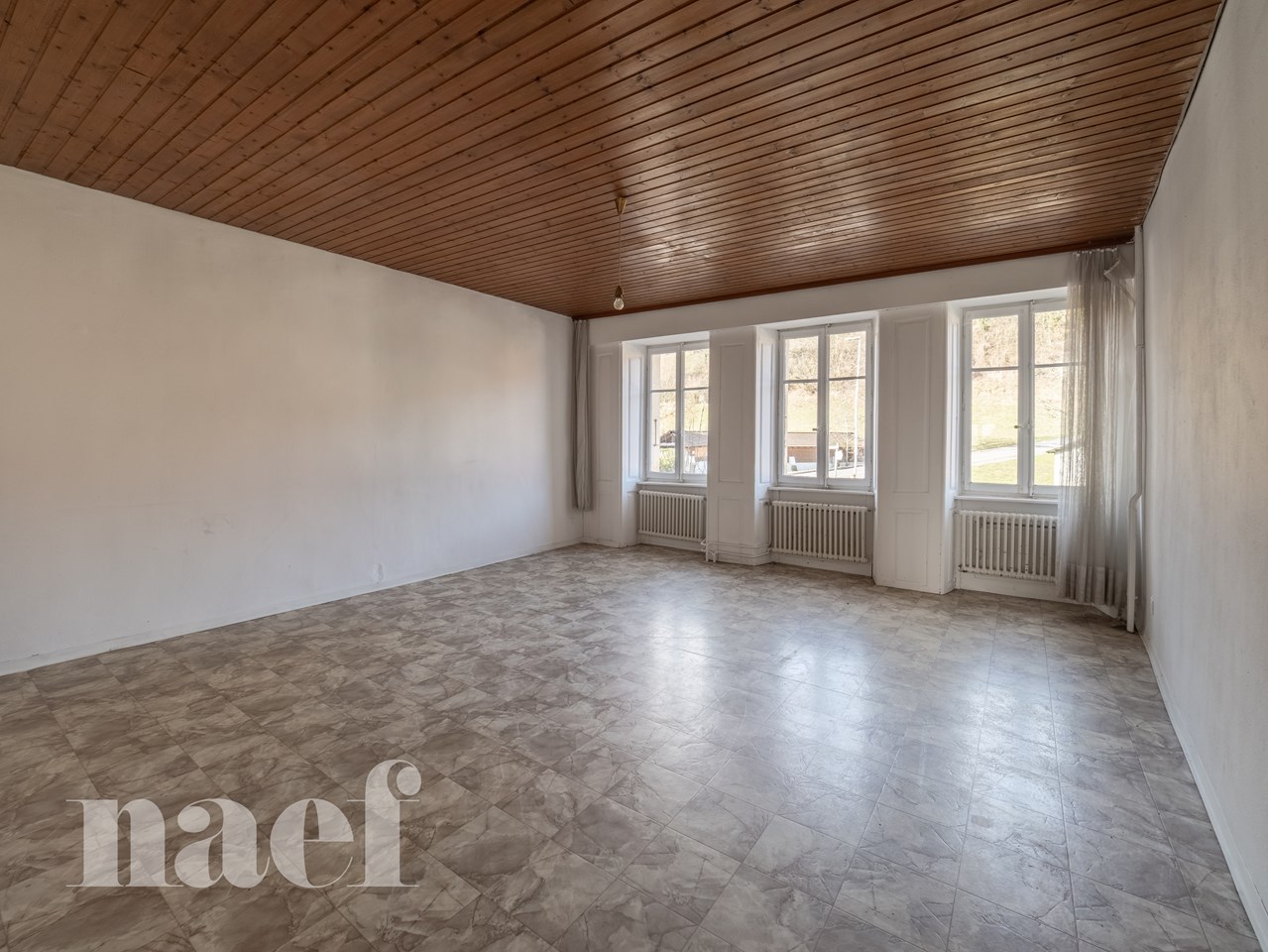 À vendre : Maison 8 chambres Vallamand - Ref : 1955 | Naef Immobilier