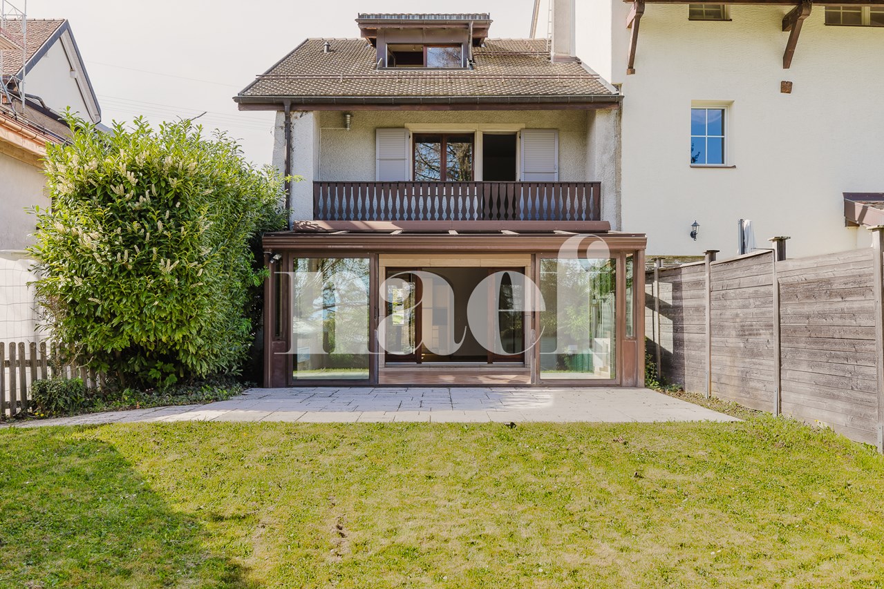 À vendre : Maison 3 chambres Eysins - Ref : 2099 | Naef Immobilier