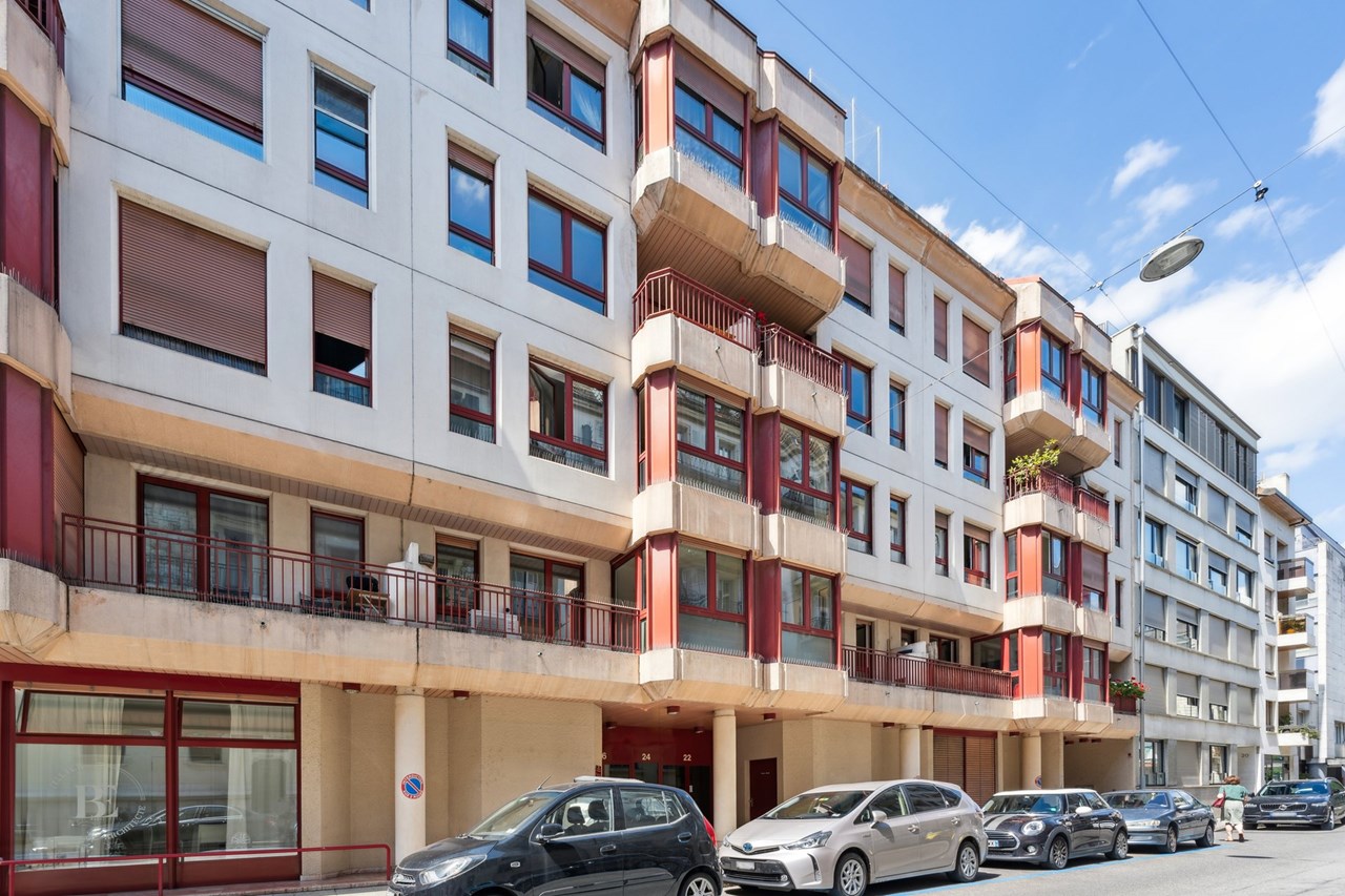 À vendre :  Genève - Ref : 2118 | Naef Immobilier