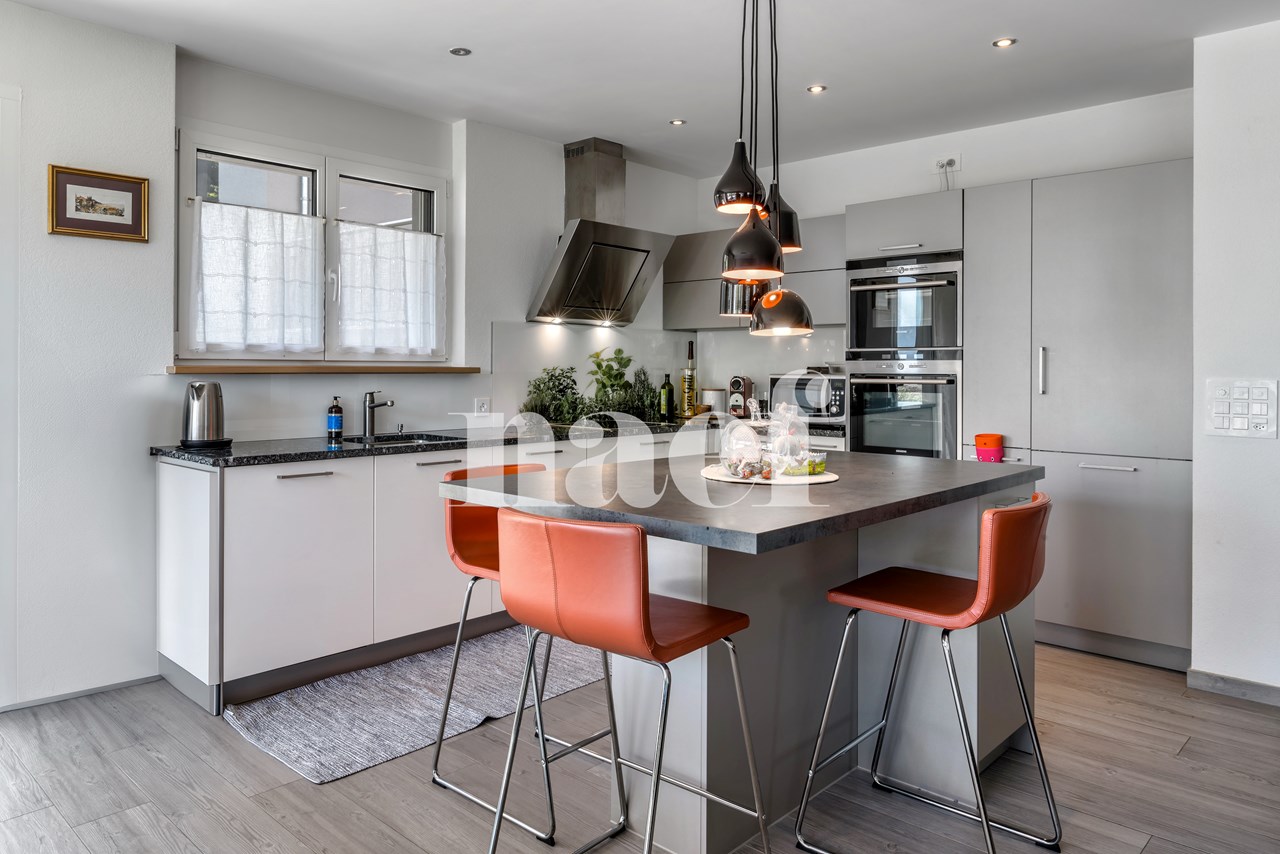 À vendre : Maison 5 chambres Hautemorges - Ref : 2362 | Naef Immobilier