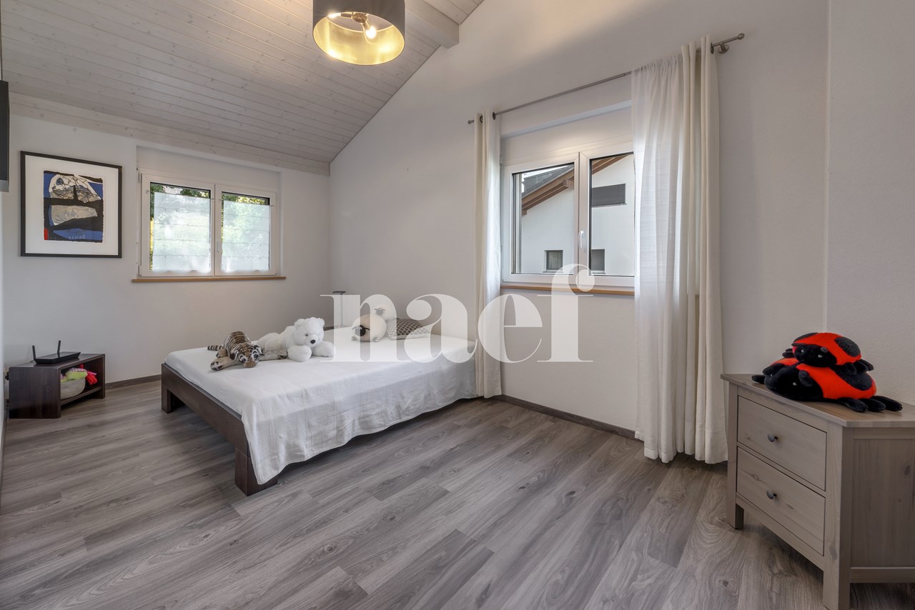 À vendre : Maison 5 chambres Hautemorges - Ref : 2362 | Naef Immobilier