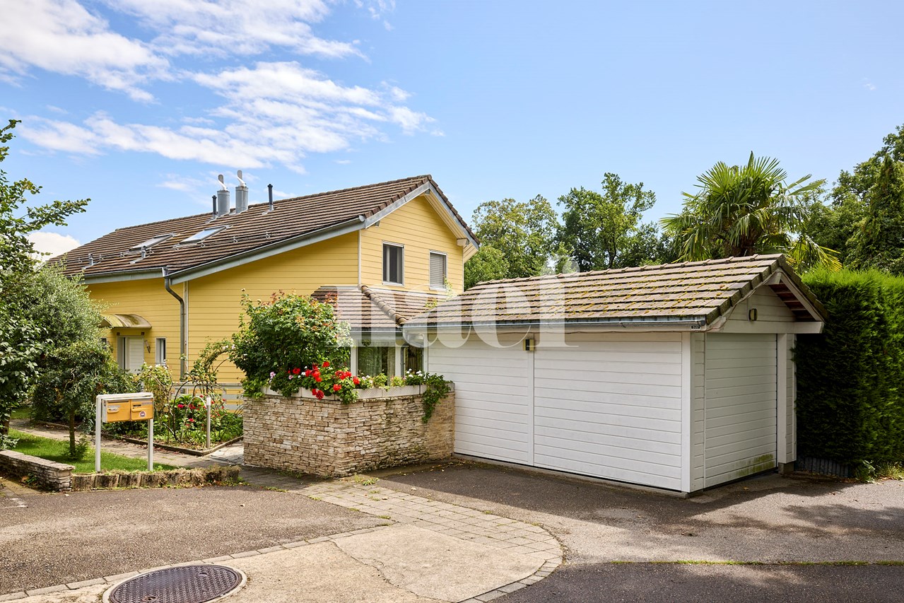 À vendre : Maison 3 chambres Vich - Ref : 2454 | Naef Immobilier