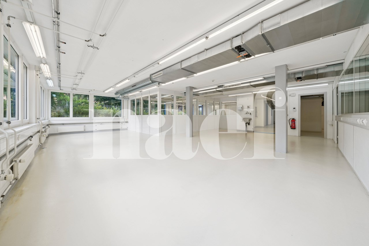 À vendre : Bien de rendement  La Chaux-de-Fonds - Ref : 2584 | Naef Immobilier
