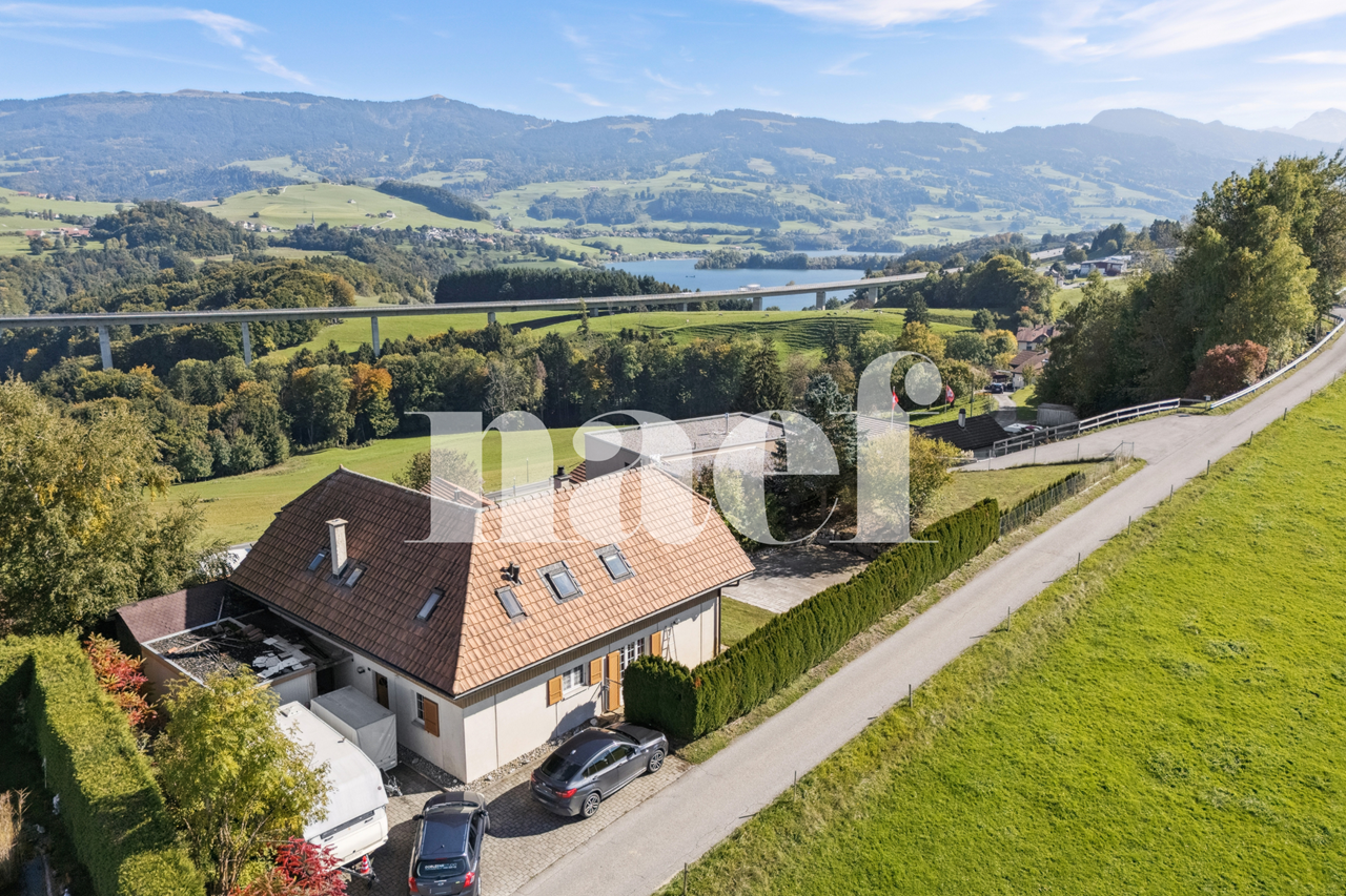 À vendre : Maison 5 chambres Pont-en-Ogoz - Ref : 2661 | Naef Immobilier