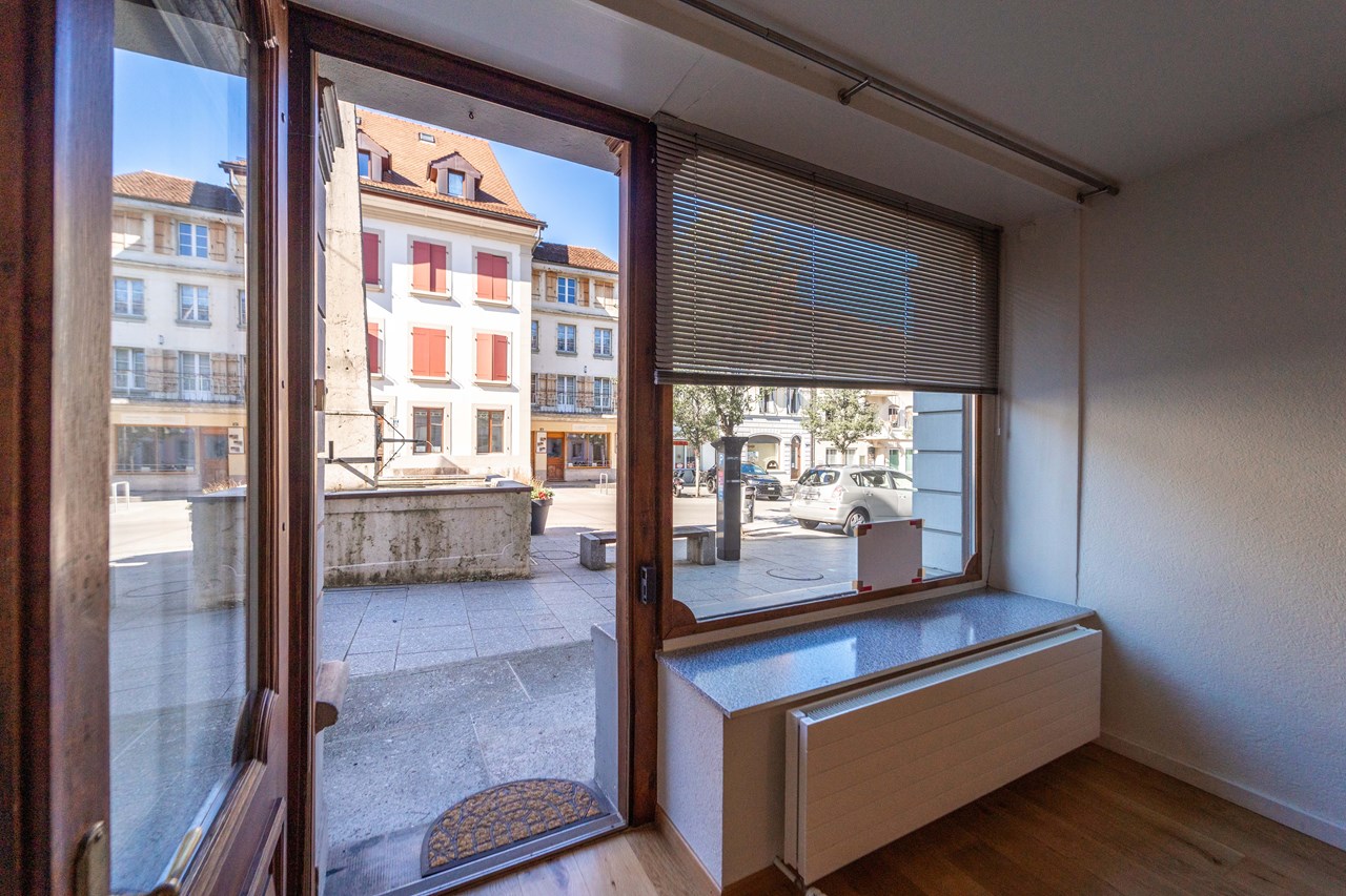 À vendre : Bien de rendement mixte Avenches - Ref : 2747 | Naef Immobilier