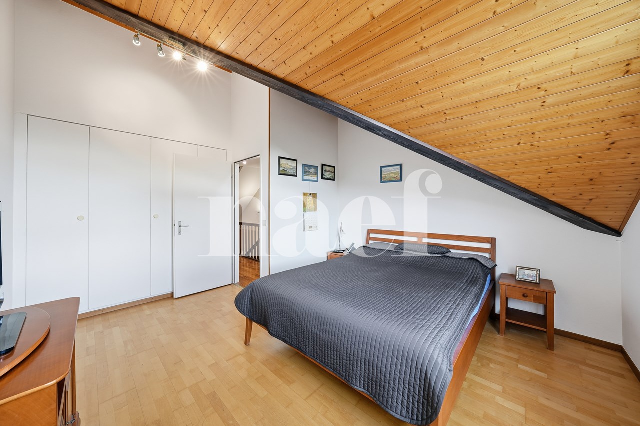 À vendre : Appartement 5 chambres Duillier - Ref : 2786 | Naef Immobilier