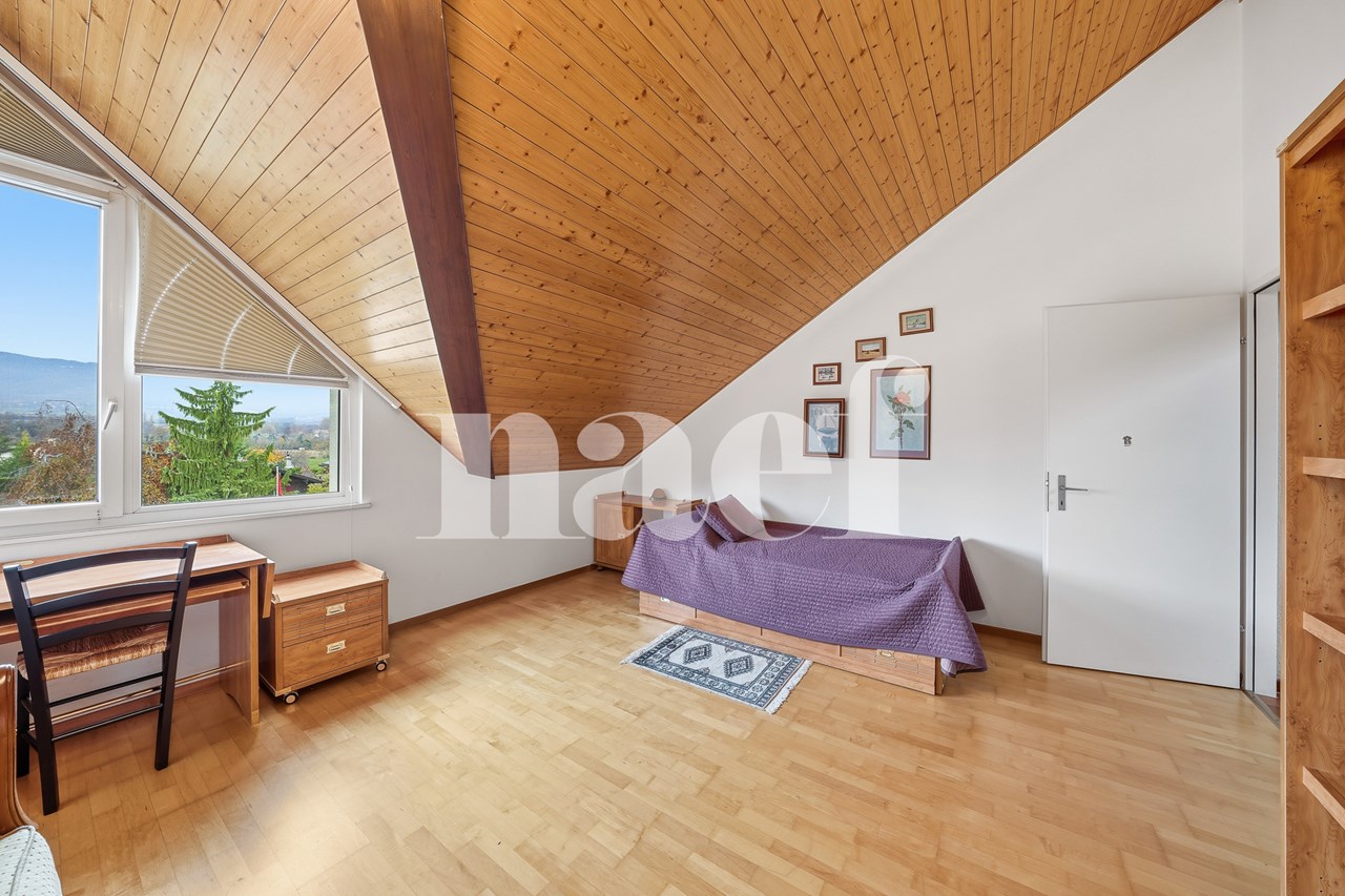 À vendre : Appartement 5 chambres Duillier - Ref : 2786 | Naef Immobilier