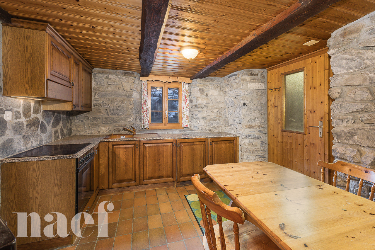 À vendre : Maison 5 chambres Val-d'Illiez - Ref : 2913 | Naef Immobilier