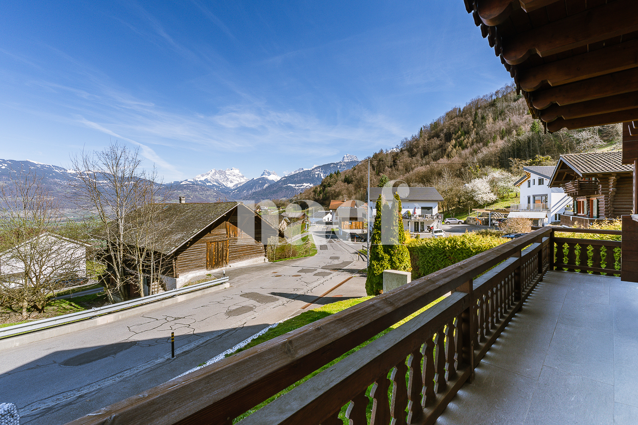 À vendre : Maison 2 chambres Choëx - Ref : 3035 | Naef Immobilier