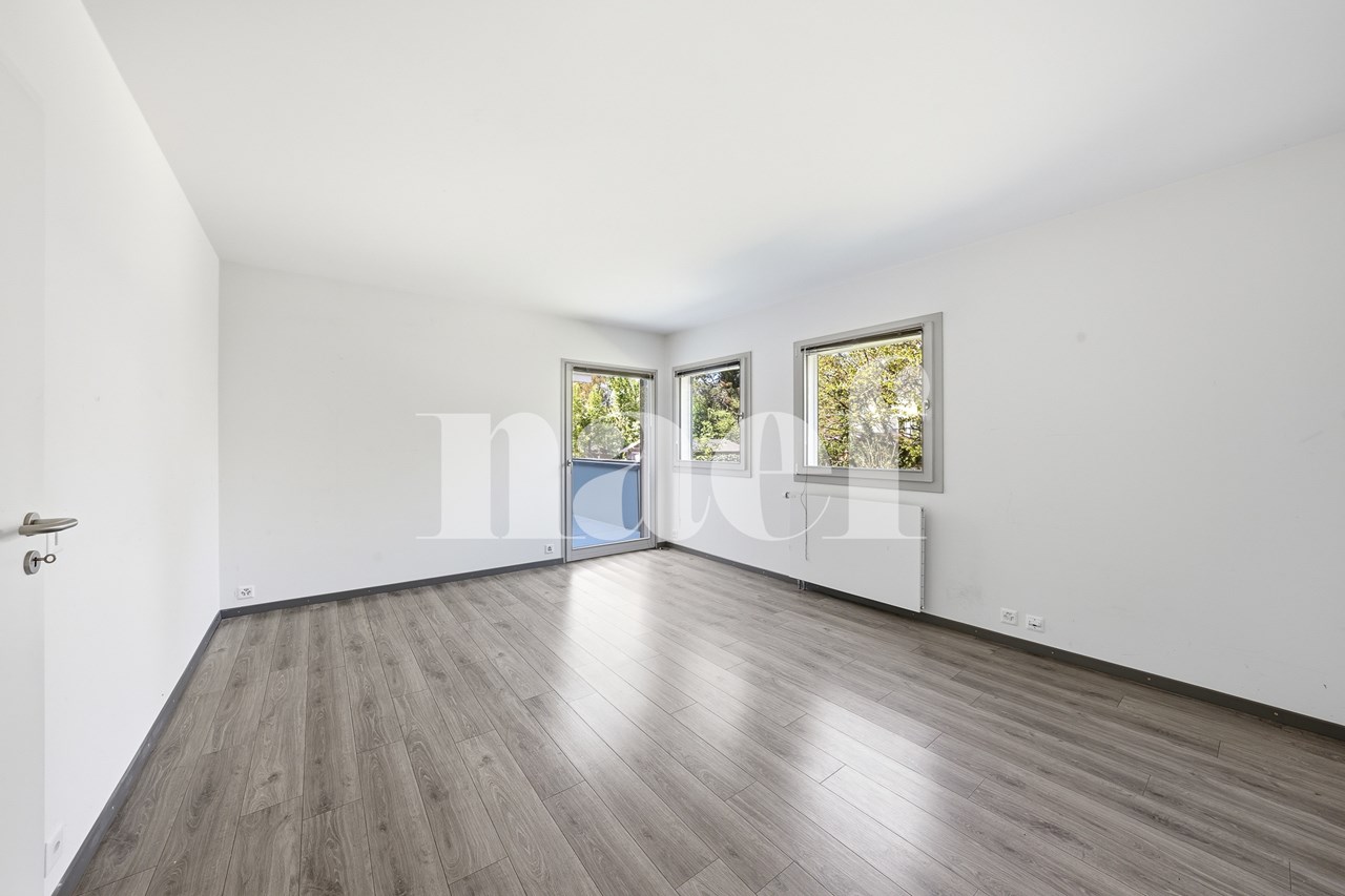 À vendre : Maison 5 chambres Conches - Ref : 3143 | Naef Immobilier