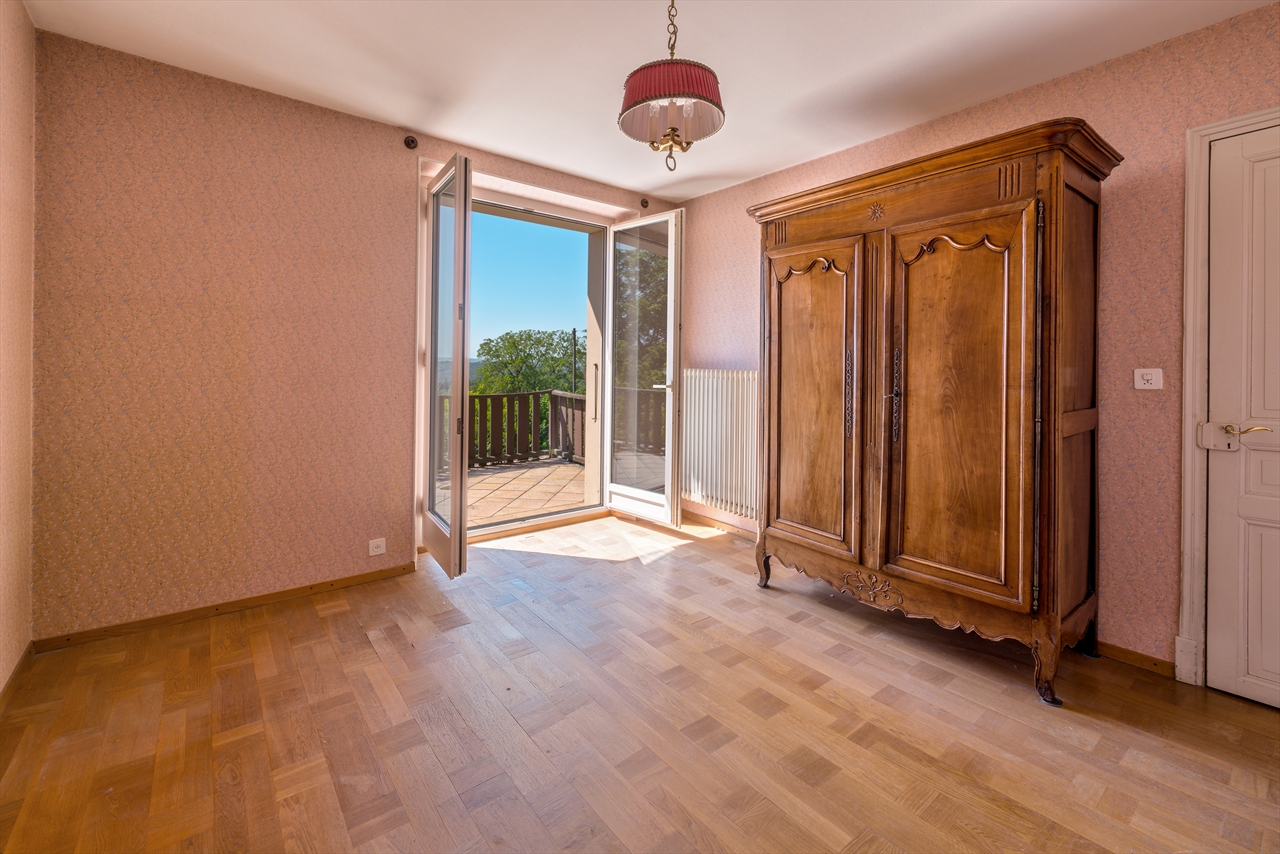 À vendre : Maison 4 chambres Orges - Ref : 3346 | Naef Immobilier