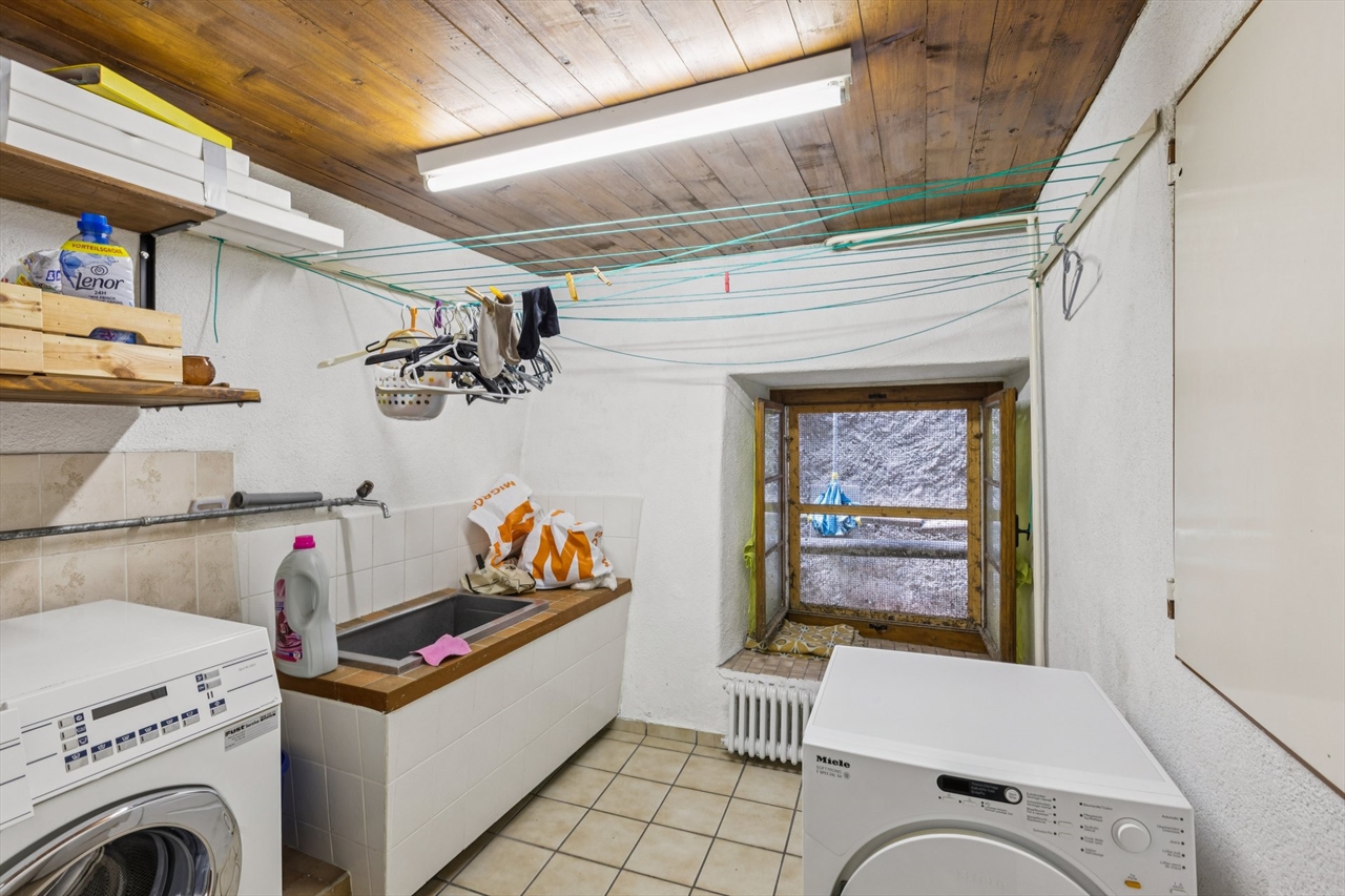 À vendre : Bien de rendement  La Neuveville - Ref : 3357 | Naef Immobilier