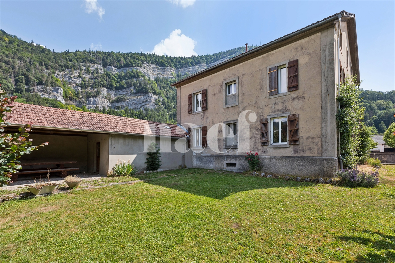 À vendre : Maison 8 chambres Val-de-Travers - Ref : 3415 | Naef Immobilier