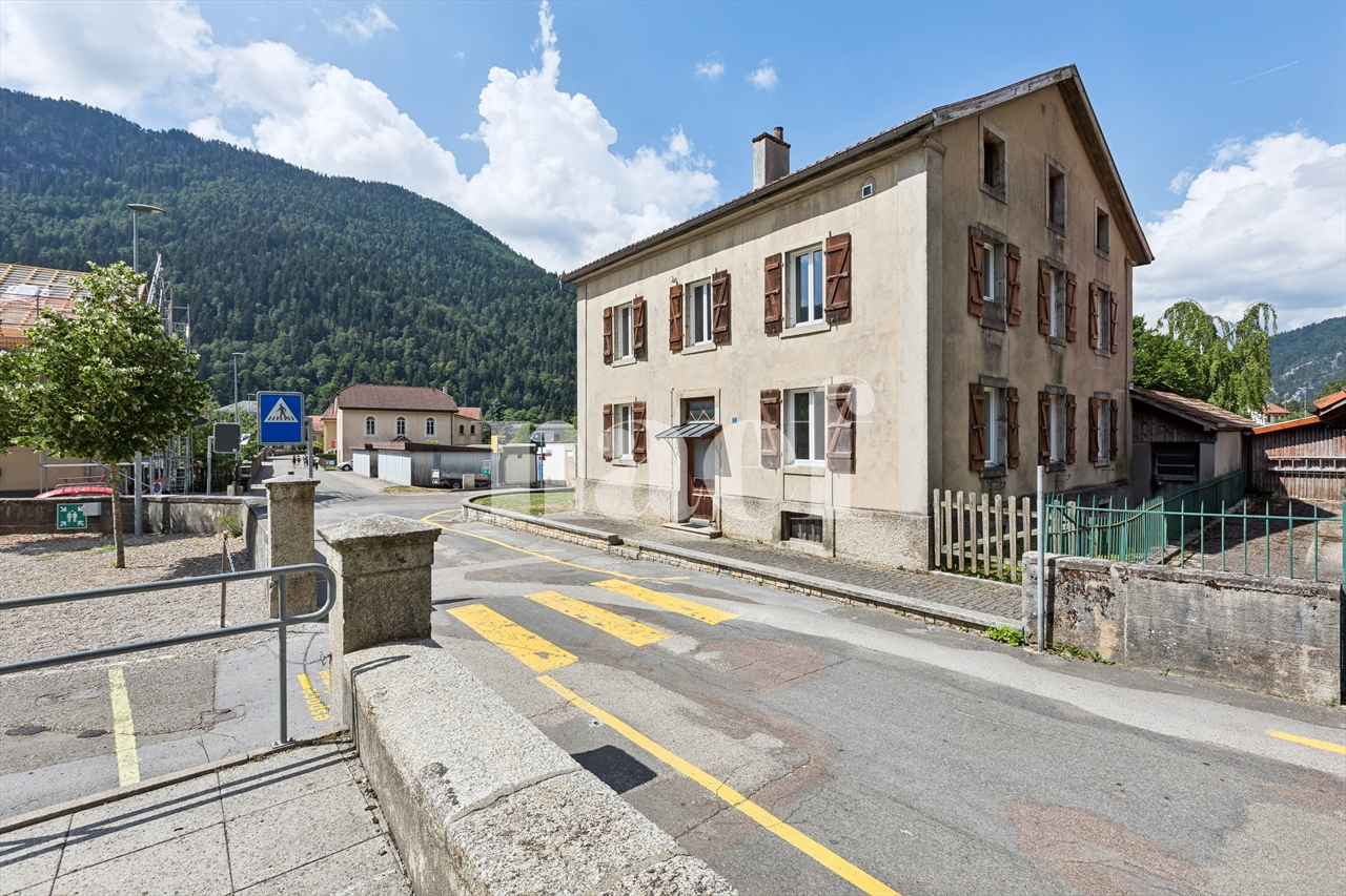 À vendre : Maison 8 chambres Val-de-Travers - Ref : 3415 | Naef Immobilier