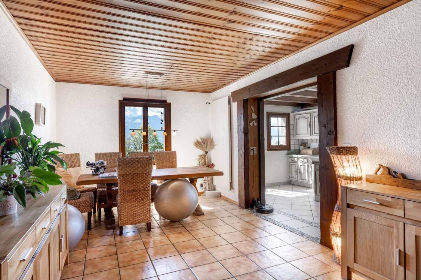 À vendre : Maison 5 chambres Huémoz / Villars-sur-Ollon - Ref : 35792 | Naef Immobilier