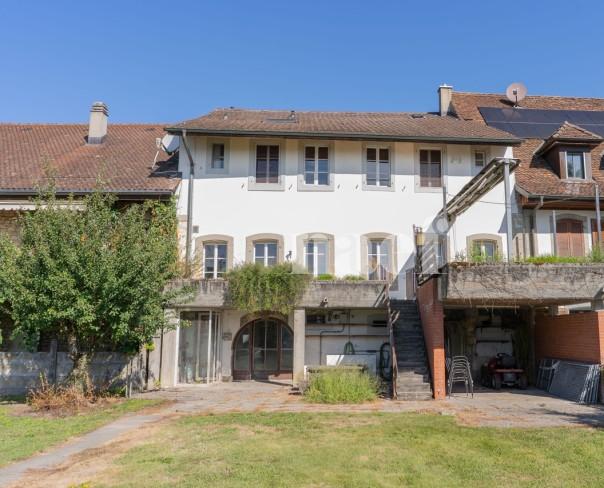 À vendre : Maison 8 chambres Vallamand - Ref : 1955 | Naef Immobilier