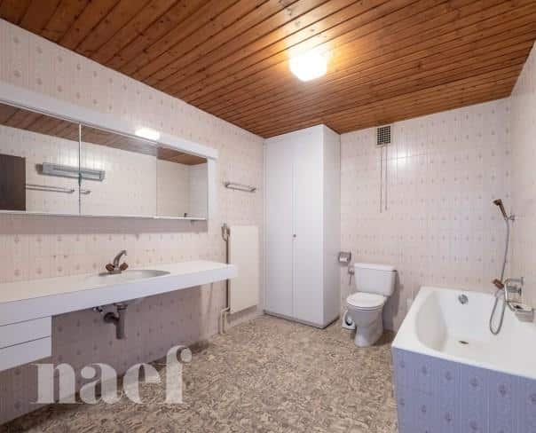 À vendre : Maison 8 chambres Vallamand - Ref : 1955 | Naef Immobilier