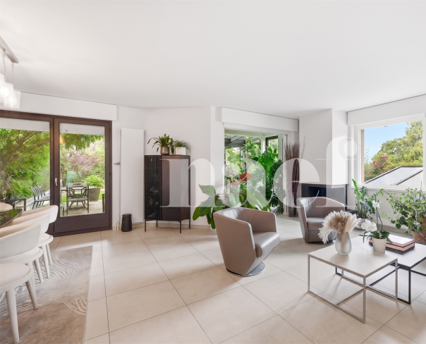 À vendre : Maison 4 chambres Corsier - Ref : 3333 | Naef Immobilier