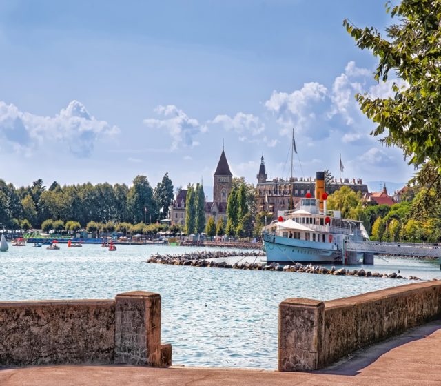 Lausanne,Quay,Of,Geneva,Lake,In,Summer,With,Steamer,On